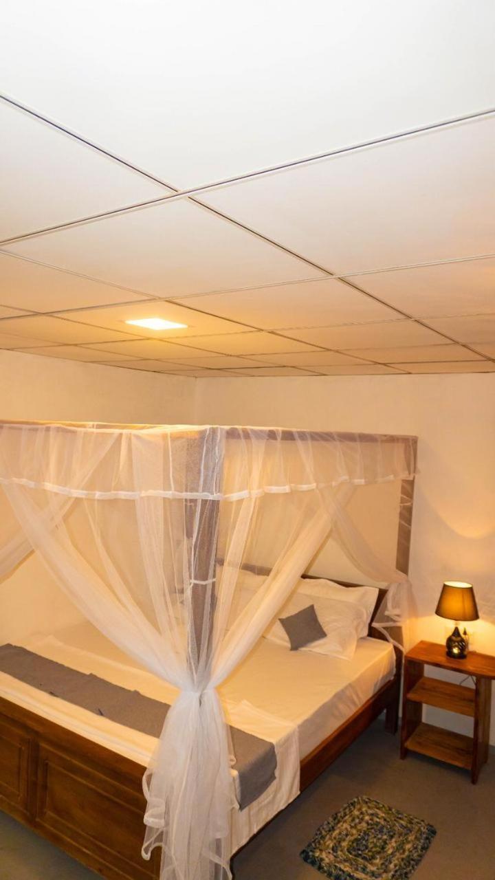 Ostello Surf Resort Ahangama Dış mekan fotoğraf
