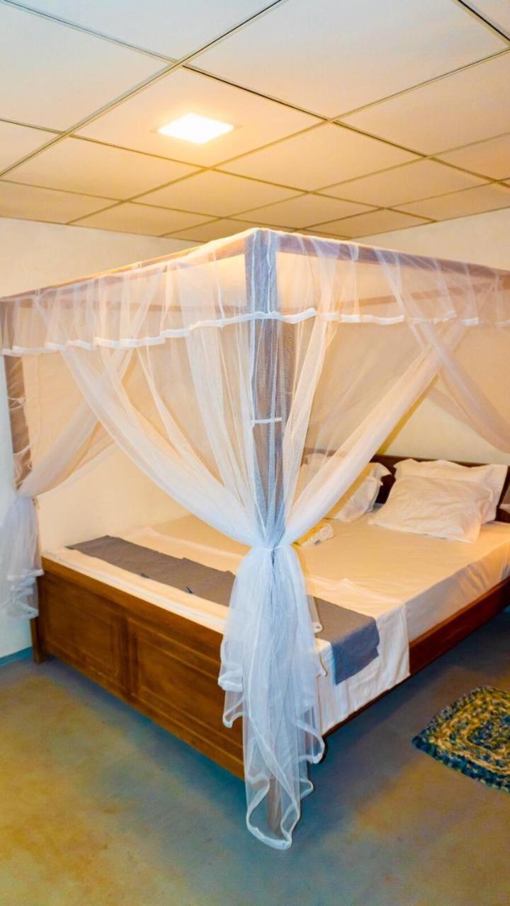 Ostello Surf Resort Ahangama Dış mekan fotoğraf